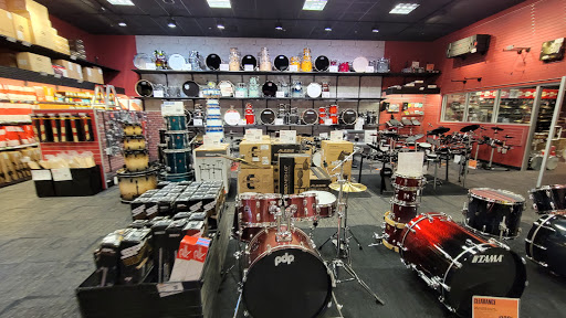 Guitar Center image