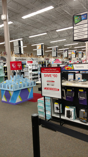 Office Supply Store «Office Depot», reviews and photos, 2997 Watson Blvd, Warner Robins, GA 31093, USA