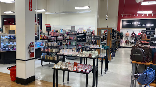 Department Store «T.J. Maxx», reviews and photos, 16920 US-441, Mt Dora, FL 32757, USA