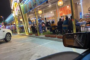 مضابي السلطان 6 للماكولات اليمنية والعمانية اتين Madhabi Alsultan restaurant image