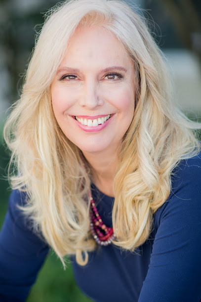 Elle Ingalls, Performance Coach & Stress Management Coach, creator of the Pressure-Free Method