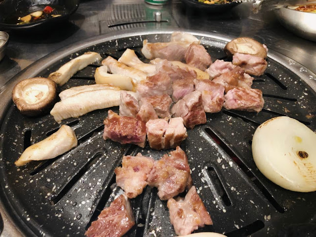 Tanjong Hwaro - Restaurant