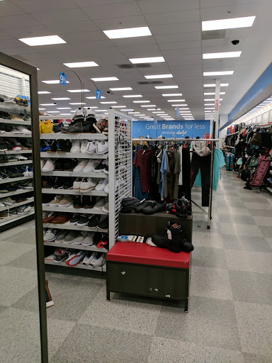 Clothing Store «Ross Dress for Less», reviews and photos, 711 W Redondo Beach Blvd, Gardena, CA 90247, USA