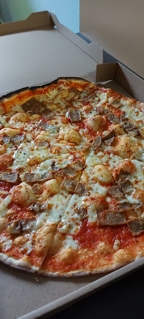 Plats et boissons du Pizzeria Live Pizza à Tarare - n°12