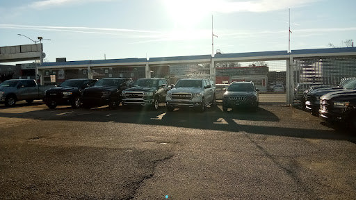 Car Dealer «Star Cars Auto Mall», reviews and photos, 210-11 Jamaica Ave, Queens Village, NY 11428, USA