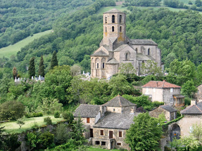 Gîte l'Oustal occitan à St-Juéry : Location saisonnière séjour week-end vacances Sud Aveyron St Affrique