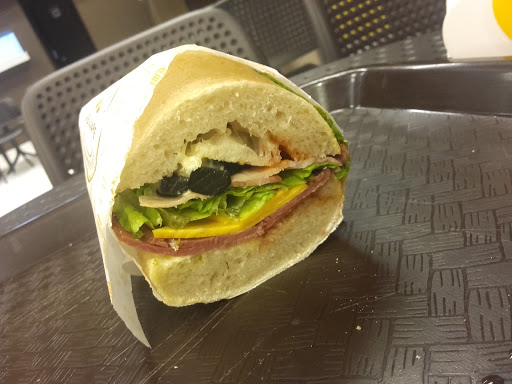Mbujape · Sandwich y Café