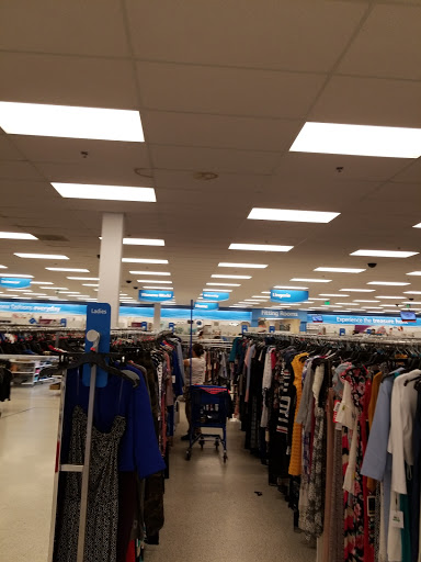 Clothing Store «Ross Dress for Less», reviews and photos, 50 Ernest W Barrett Pkwy NW, Marietta, GA 30066, USA