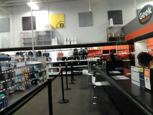 Electronics Store «Best Buy», reviews and photos, 12410 St Charles Rock Rd, Bridgeton, MO 63044, USA