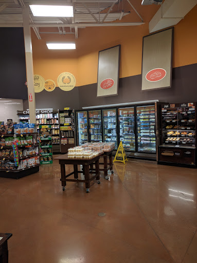 Grocery Store «Kroger», reviews and photos, 45540 Michigan Ave, Canton, MI 48188, USA