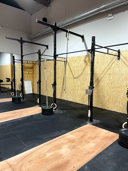 Crossfit 77 Feet Tortosa - Passeig de l,Ebre, 20, 43500 Tortosa, Tarragona, Spain