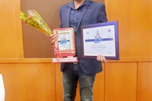 Dr. Vikas Kumar image