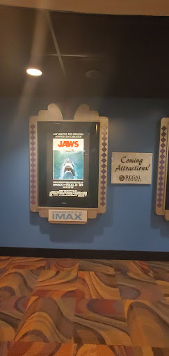 Movie Theater «Regal Cinemas Crossroads 20 & IMAX», reviews and photos, 501 Caitboo Ave, Cary, NC 27518, USA
