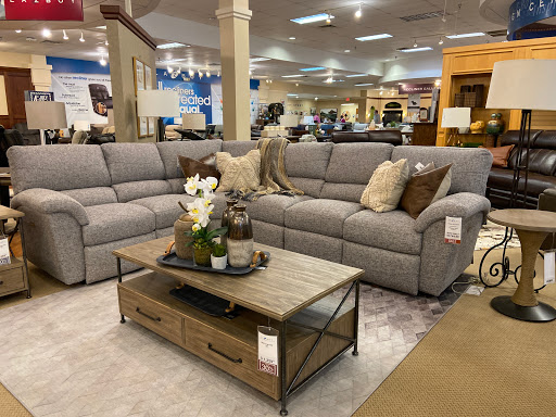 Furniture Store «La-Z-Boy Furniture Galleries», reviews and photos, 4116 Oleander Dr, Wilmington, NC 28403, USA