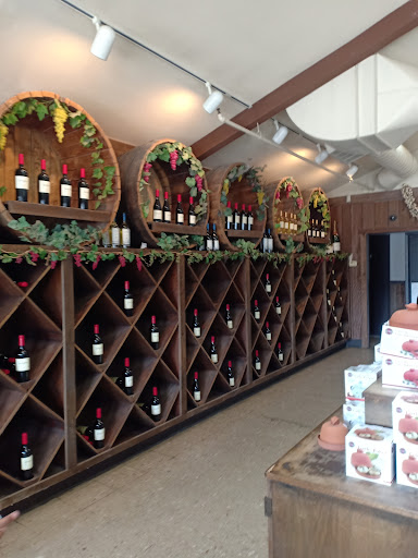 Grocery Store «Garlic World», reviews and photos, 4800 Monterey Rd, Gilroy, CA 95020, USA