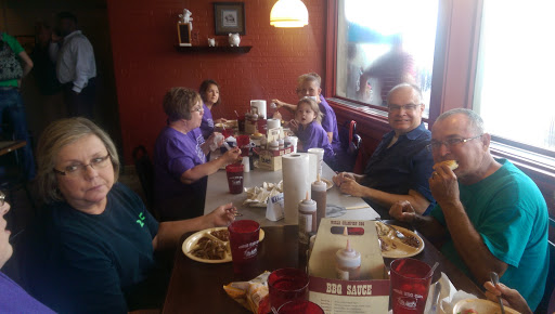 Barbecue Restaurant «Whole Hog Cafe - Conway», reviews and photos, 150 E Oak St # A, Conway, AR 72032, USA