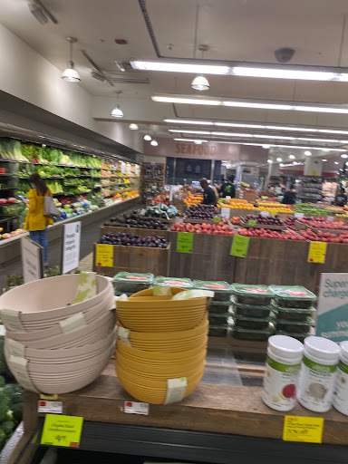 Grocery Store «Whole Foods Market», reviews and photos, Whole Foods Market, 110 Bloomingdale Rd, White Plains, NY 10605, USA