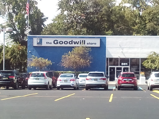 Thrift Store «Goodwill Industries Store & Donation Center», reviews and photos, 561 NJ-23, Pompton Plains, NJ 07444, USA