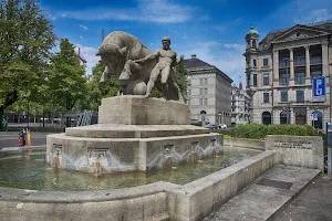 Geiserbrunnen image
