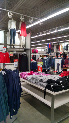 Clothing Store «Old Navy», reviews and photos, 1 Worcester Rd, Framingham, MA 01701, USA