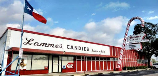 Lammes Candies at Airport Blvd