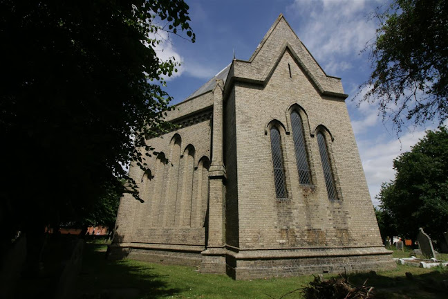 Comments and reviews of St Lawrence's Church