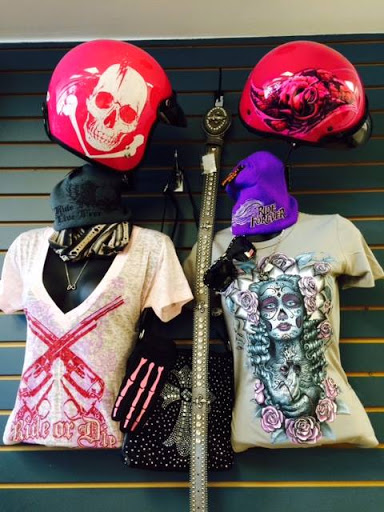 Tattoo Shop «Attitudes Muskegon», reviews and photos, 1610 Evanston Ave, Muskegon, MI 49442, USA