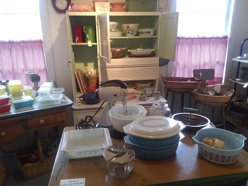 Flea Market «New Egypt Flea Market», reviews and photos, 933 Monmouth Rd, Cream Ridge, NJ 08514, USA