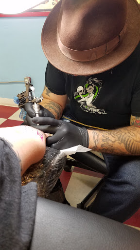 Tattoo Shop «Lost Dutchman Tattoo», reviews and photos, 4121 N 19th Ave, Phoenix, AZ 85015, USA