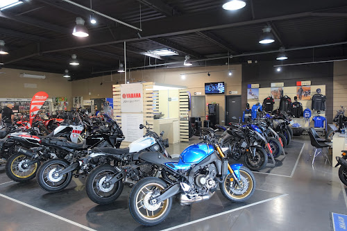 Agence de location de motos Yamaha Rent - Location Motos & Scooters - Claudet Moto Yamaha Lons