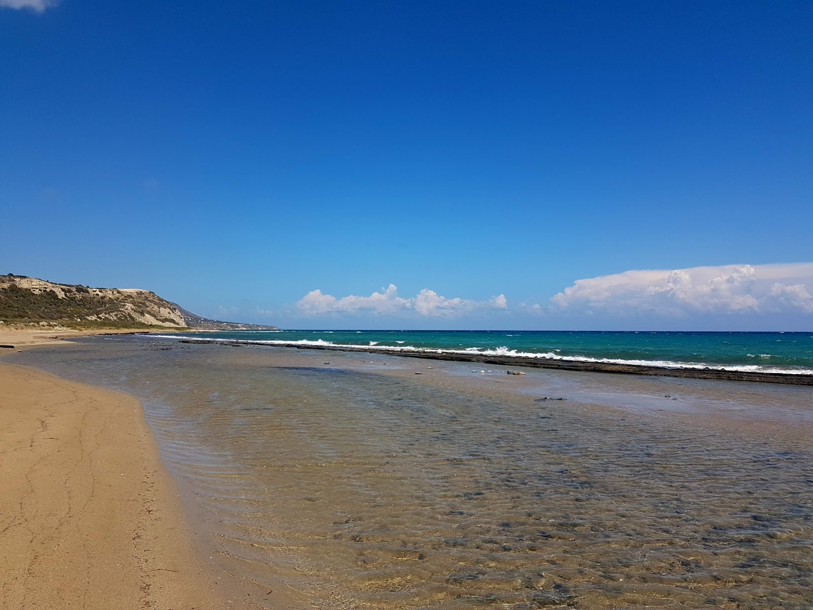 Photo of Guzelyali Sahili with bright sand surface