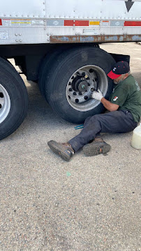 Sullivan Tire Commercial Truck Center - Photo 4 - Car repair in Warwick, RI, Providence