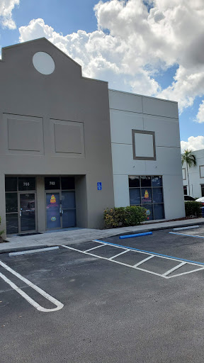 Wedding Bakery «Elite Cake Creations», reviews and photos, 12330 SW 53rd St, Cooper City, FL 33330, USA