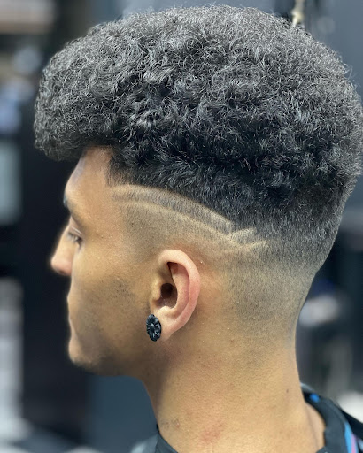 Barber Shop «Analog Barbershop», reviews and photos, 860 Olive St, Eugene, OR 97401, USA