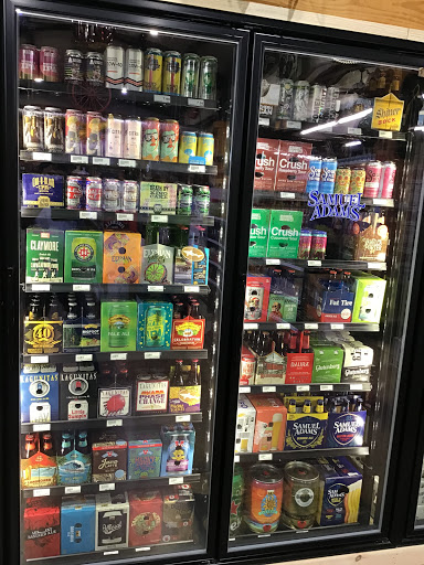 Liquor Store «The Barn Bottle Shop», reviews and photos, 25 Village Pkwy, Pendergrass, GA 30567, USA