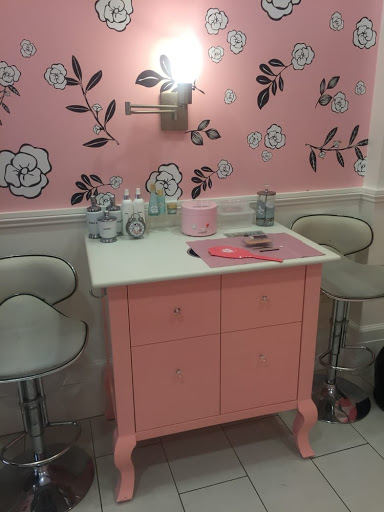 Cosmetics Store «Benefit Cosmetics Boutique & Brow Bar», reviews and photos, 1001 Prospect St, La Jolla, CA 92037, USA