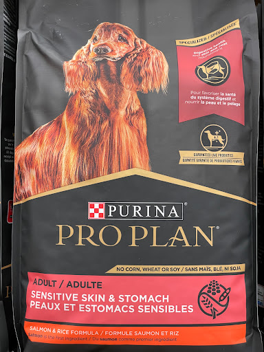 Pet Supply Store «PetSmart», reviews and photos, 13927 New Halls Ferry Road, Florissant, MO 63033, USA