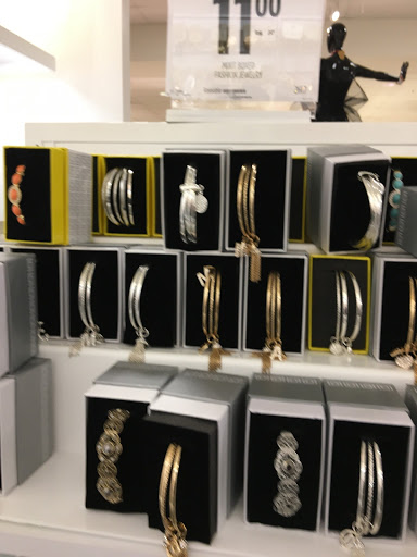 Department Store «JCPenney», reviews and photos, 3459 Princeton Rd, Hamilton, OH 45011, USA