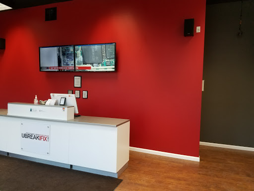 Electronics Repair Shop «uBreakiFix», reviews and photos, 109 E Silver Spring Dr A, Whitefish Bay, WI 53217, USA