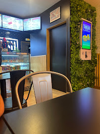Atmosphère du Restaurant de hamburgers SWISH - SMASH BURGER حلال à Les Pavillons-sous-Bois - n°3