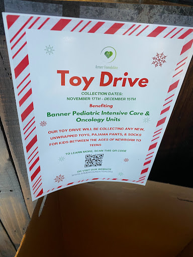 Restaurant «Red White and Brew», reviews and photos, 6740 E McDowell Rd #102, Mesa, AZ 85215, USA