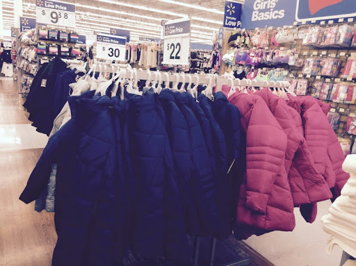 Department Store «Walmart Supercenter», reviews and photos, 145 Hill Carter Pkwy, Ashland, VA 23005, USA