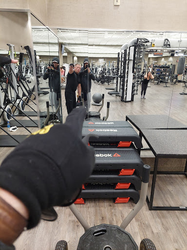 Gym «Life Time Fitness», reviews and photos, 2901 Commerce Crossing, Commerce Charter Twp, MI 48390, USA