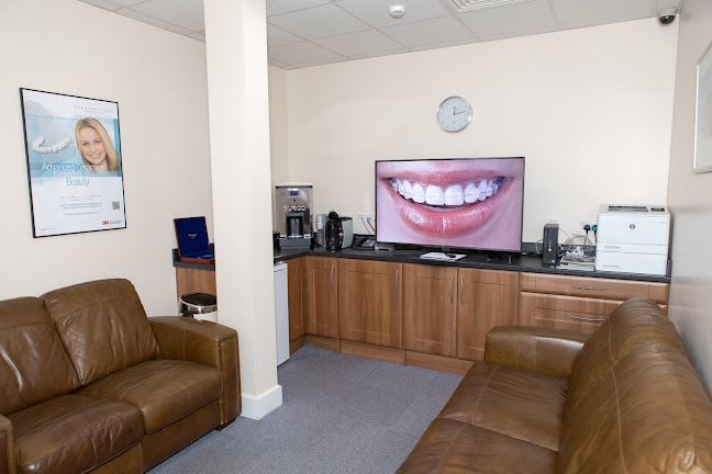 Aberdeen Orthodontics - Dentist