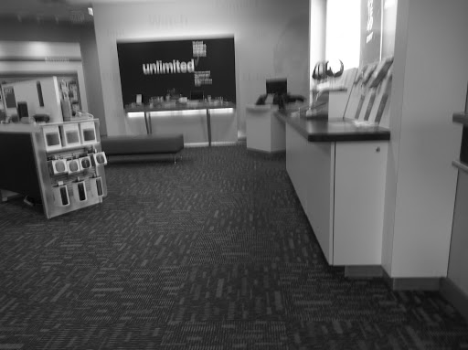 Cell Phone Store «Verizon», reviews and photos, 3681 E Race Ave, Searcy, AR 72143, USA