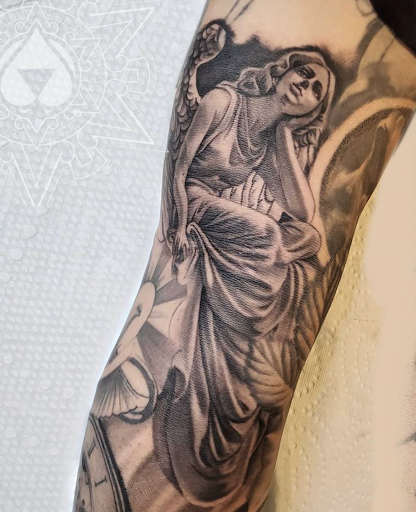 Explore nefertiti tattoo ideas, creative tattoo ideas in San Antonio, available at Firme Copias Tattoo Studio