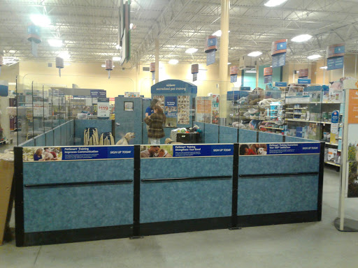 Pet Supply Store «PetSmart», reviews and photos, 3610 Rosecrans St, San Diego, CA 92110, USA