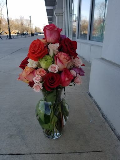 Florist «Mint Julep Flower Shop», reviews and photos, 808 5th St, Coralville, IA 52241, USA