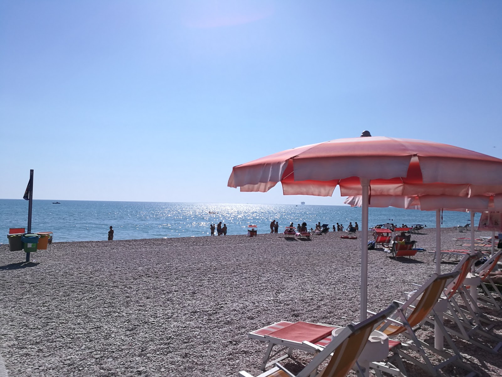 Foto de Porto Sant'Elpidio Beach - lugar popular entre os apreciadores de relaxamento