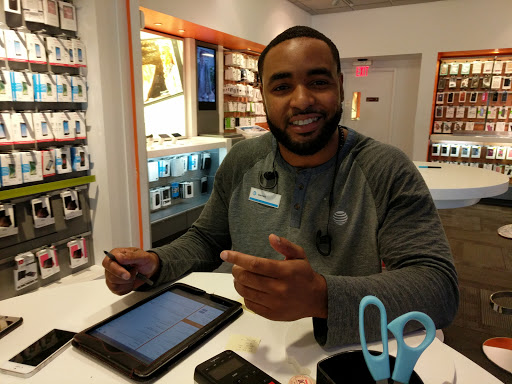 Cell Phone Store «AT&T», reviews and photos, 3243 Berlin Turnpike, Newington, CT 06111, USA